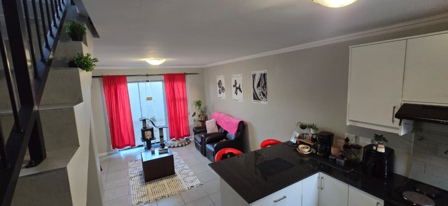 2 Bedroom Property for Sale in Zonnendal Western Cape